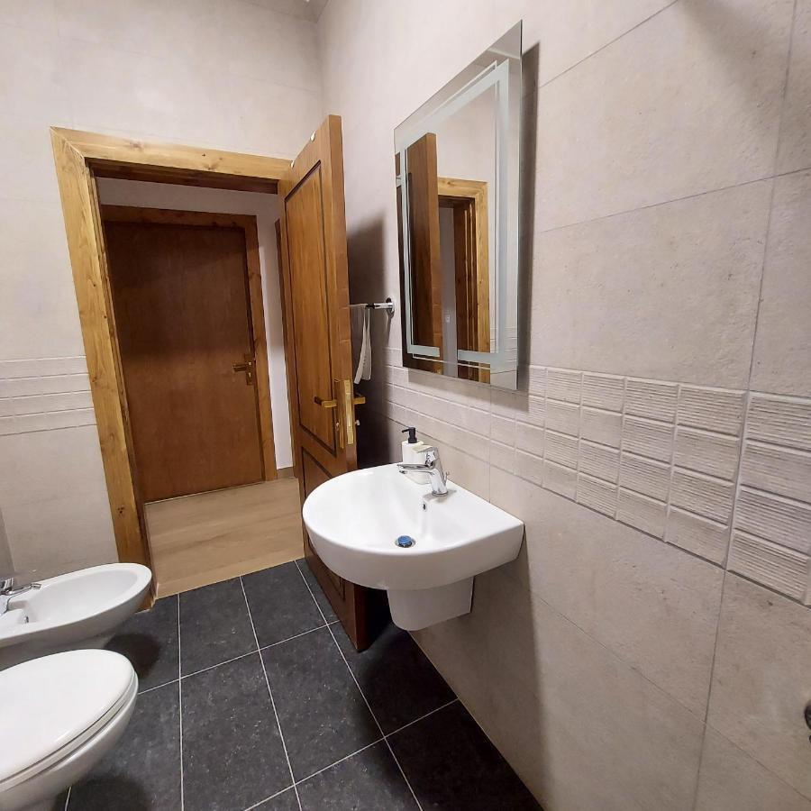 Coco Guesthouse Madaba Exteriör bild