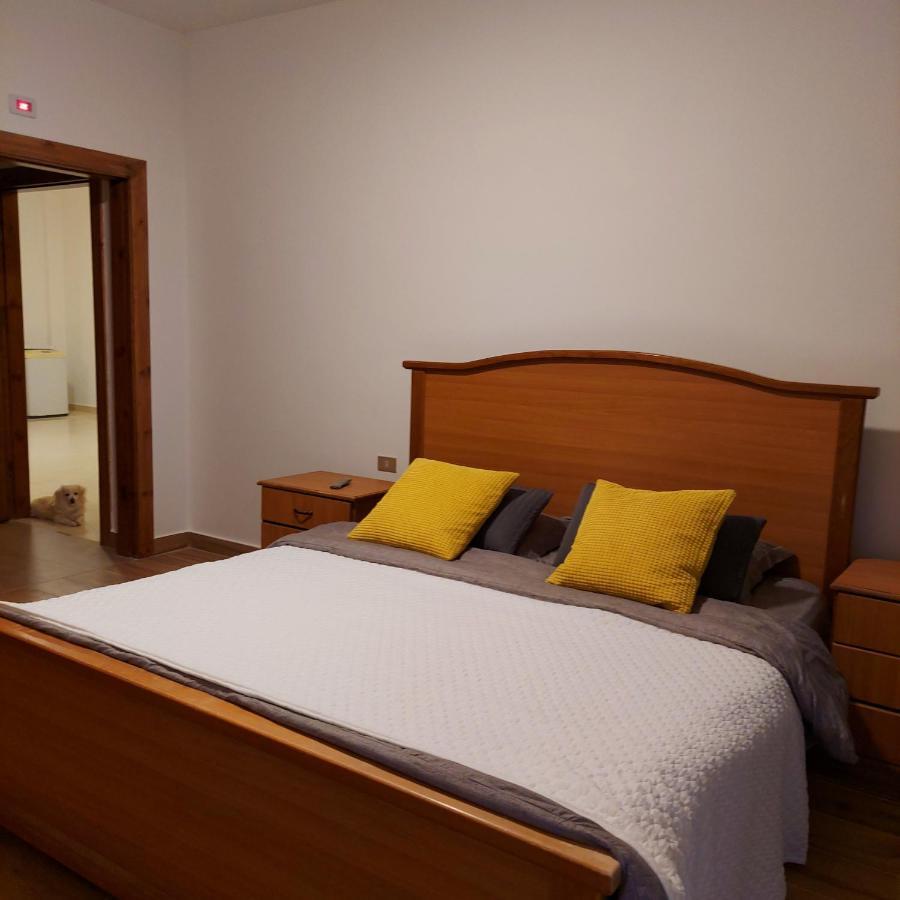 Coco Guesthouse Madaba Exteriör bild